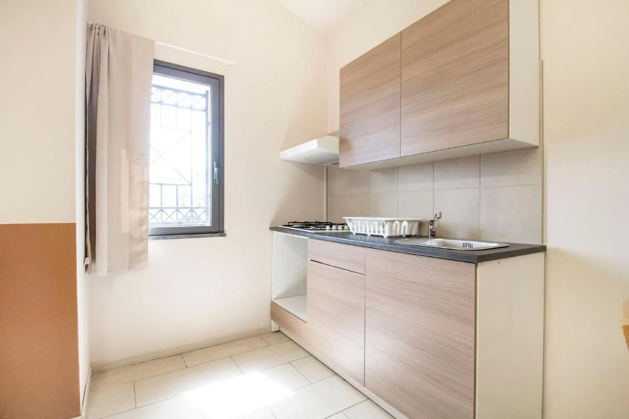 Royal Playa Suite And Apartament -Private Parking- Self Chek Out Catánia