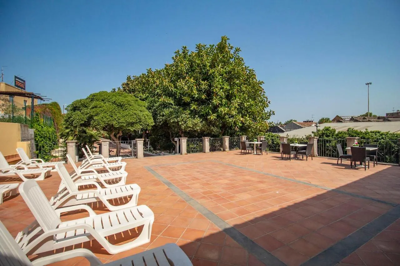 Royal Playa Suite And Apartament -Private Parking- Self Chek Out Catánia 0*,