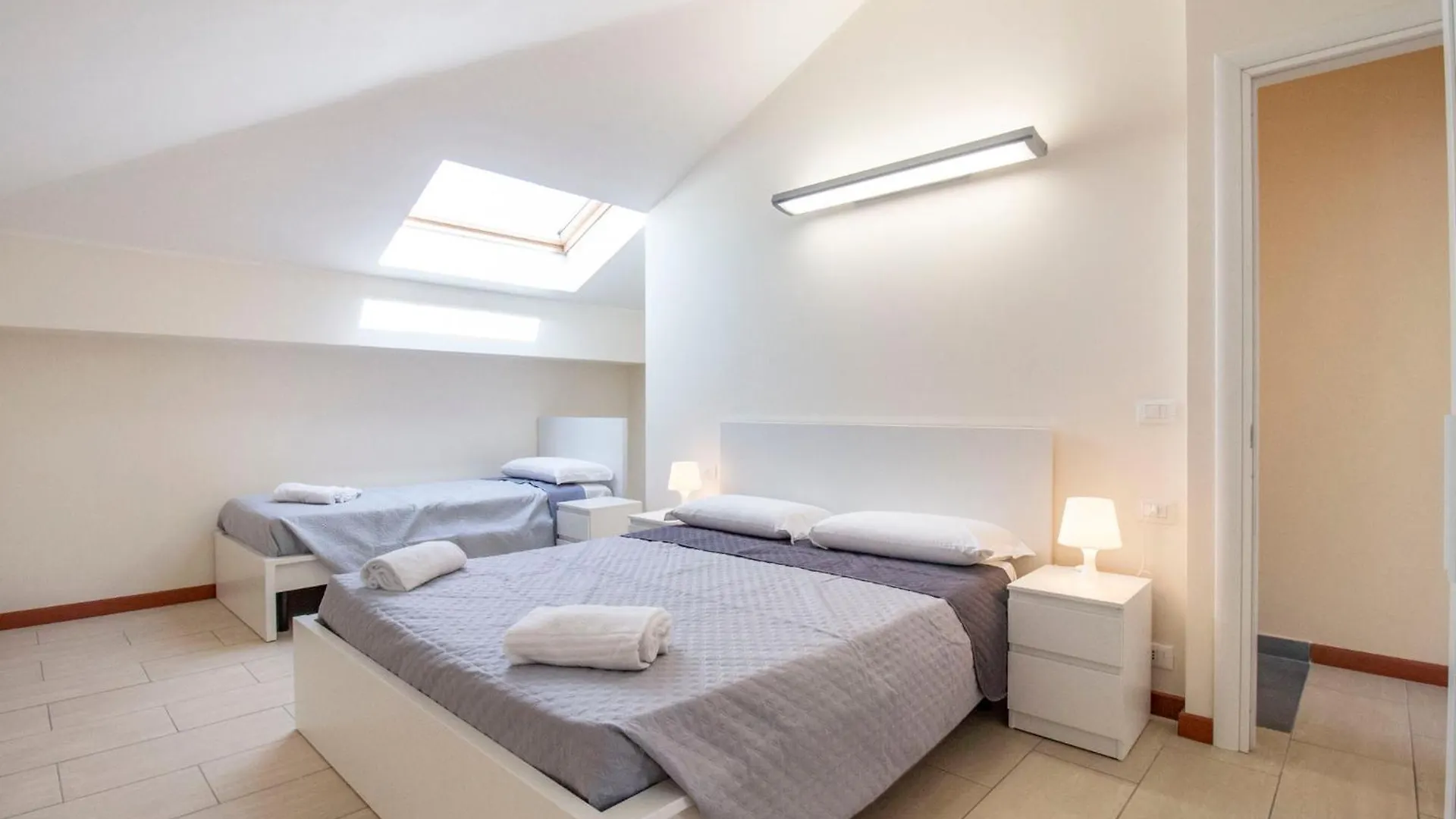 Royal Playa Suite And Apartament -Private Parking- Self Chek Out Katania Hotel apartamentowy